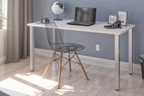 Table de bureau 60L avec pattes de métal carrées