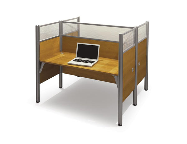 Postes de travail 63L avec panneaux de confidentialité hauts