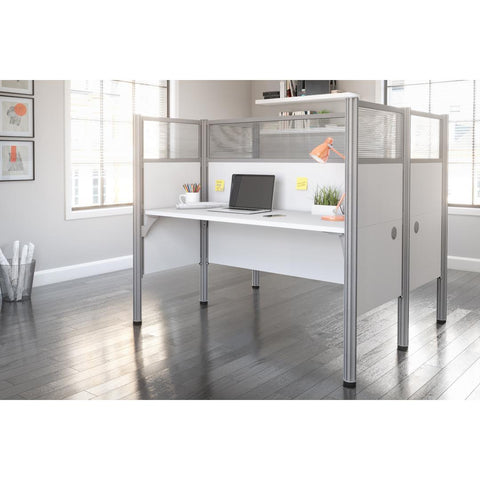 Postes de travail 63L avec panneaux de confidentialité hauts