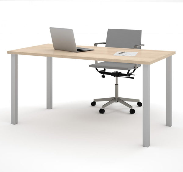 Table de bureau 60L avec pattes de métal carrées
