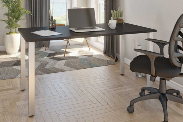 Table de bureau 60L avec pattes de métal carrées