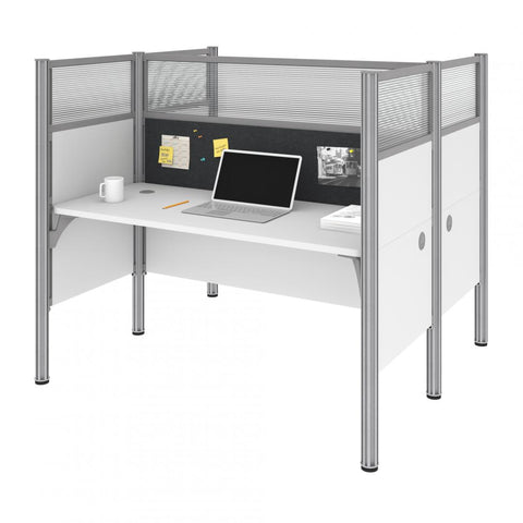 63W Office Cubicles with Gray Tack Boards and High Privacy Panels